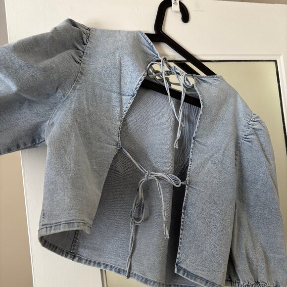 Puff Sleeve Denim Top by Divided H+M - Picture 5 of 7